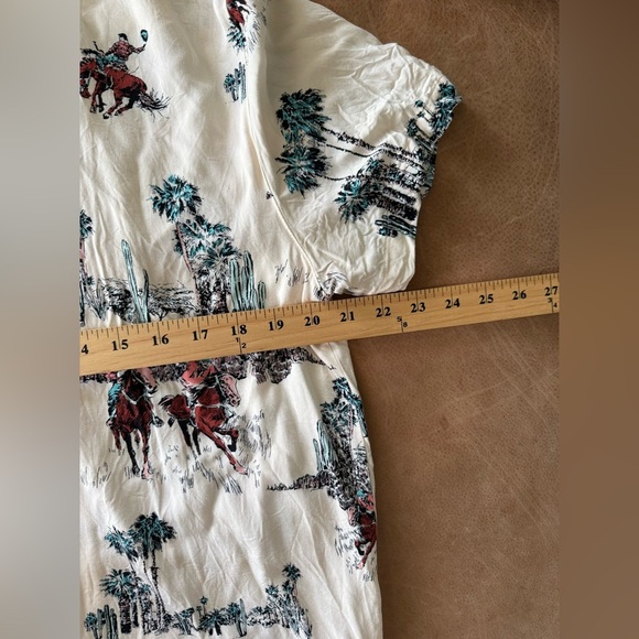 Forever 21 Short Sleeve Button Down Cowboy Print Graphic Shirt Men’s Large - Picture 6 of 7